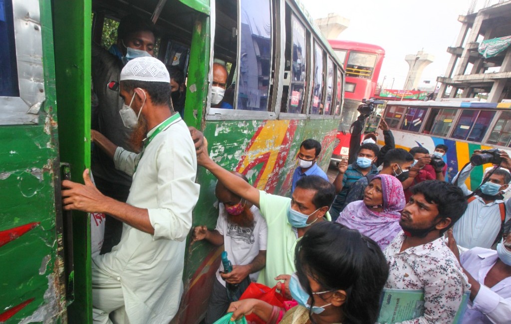 Problems Of Local Bus Traveling In Dhaka City